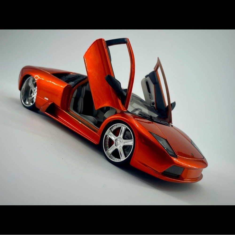 Maisto Playerz 2001 Lamborghini Murcielago Burnt Orange 1:18 1/18 Scale Diecast